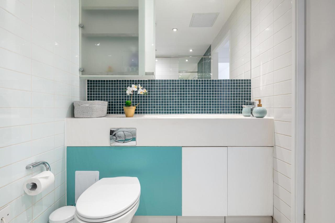 Stunning Apartment With Underground Parking! Londres Exterior foto